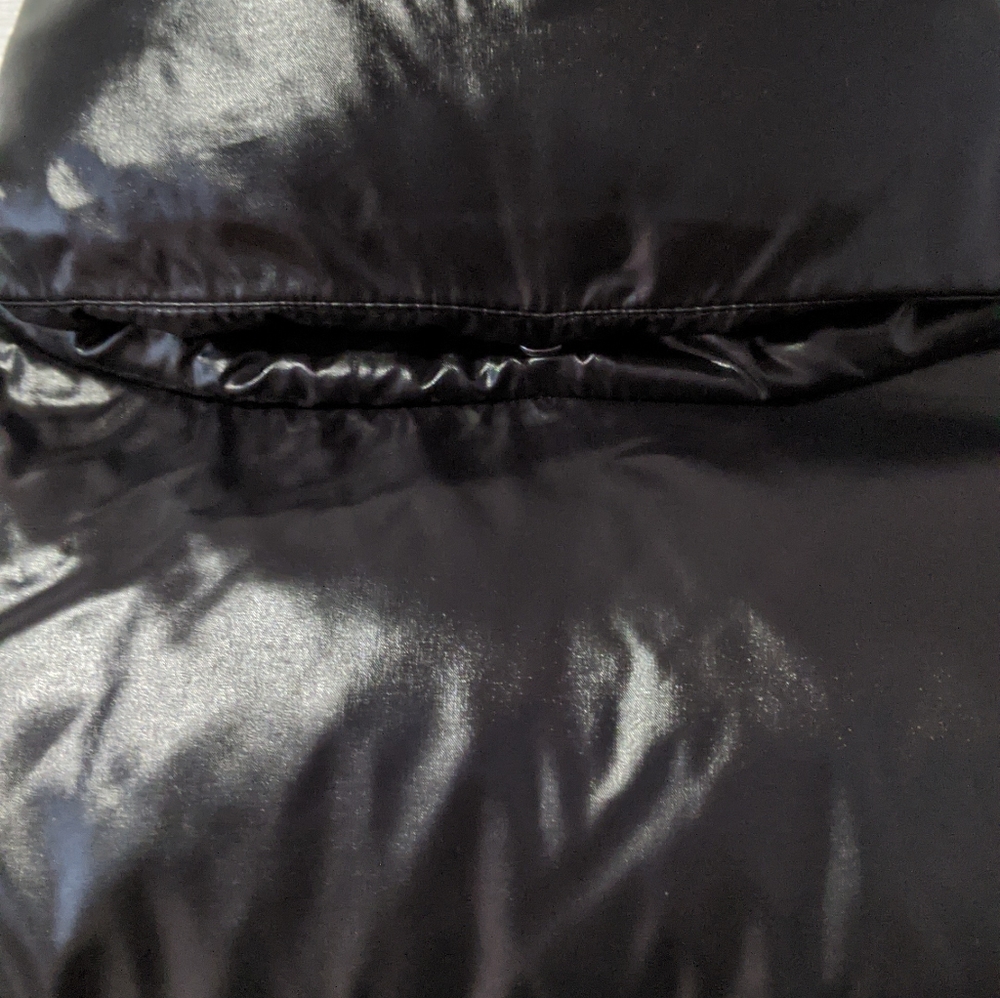 NEW Moncler Puffer Jacket - Picture 10 of 16